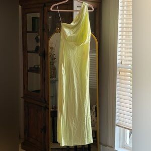 NWT Significant Other Alessia One Shoulder Midi Dress in Citron